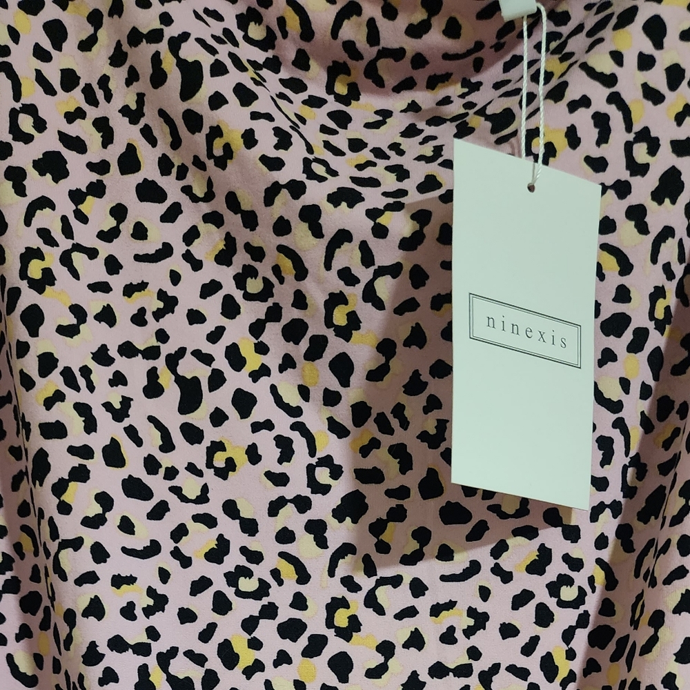 Romper - Picture 3 of 5